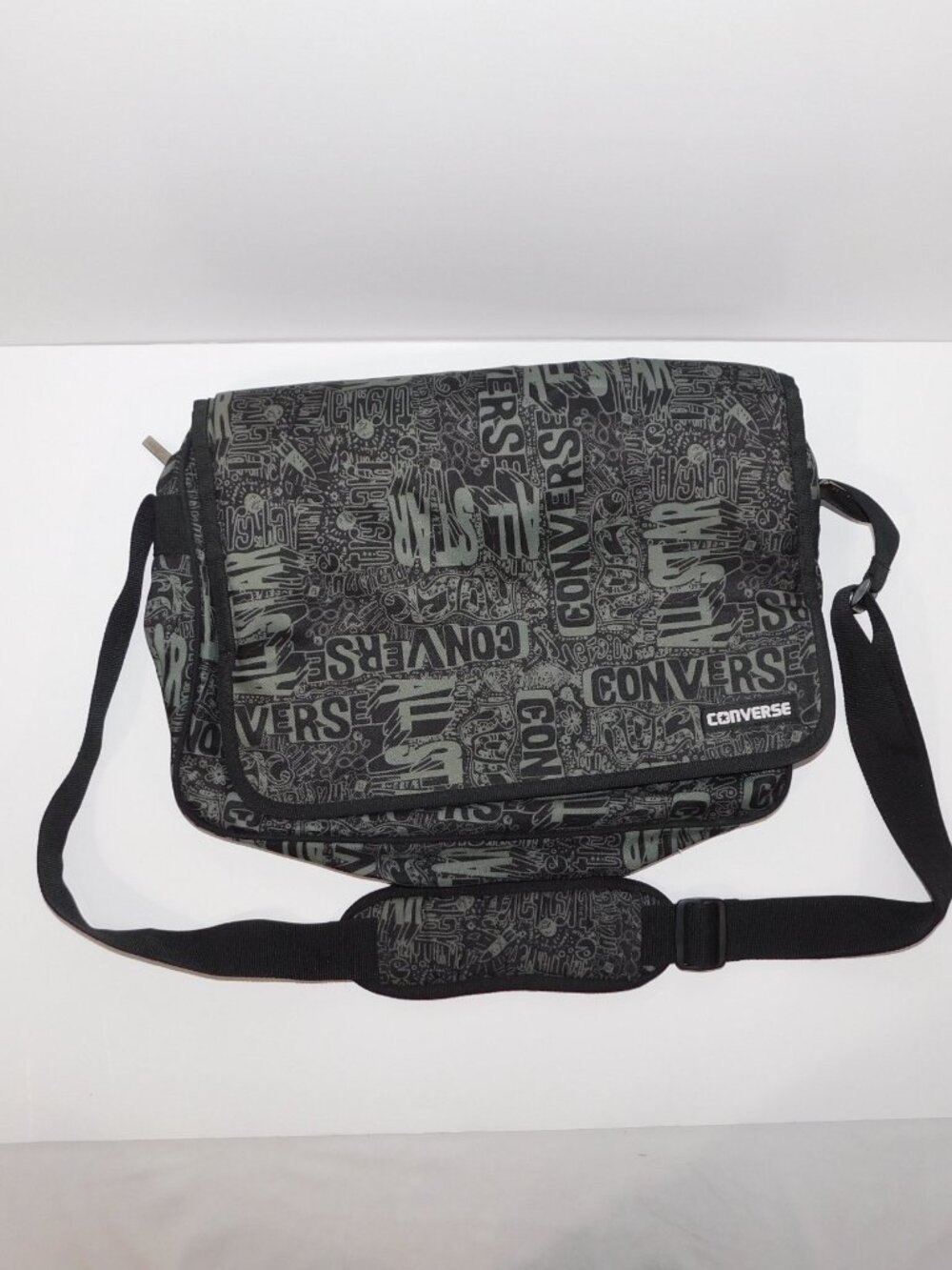Converse All Star All Over Spellout Graffiti Black Green Messenger Bag
